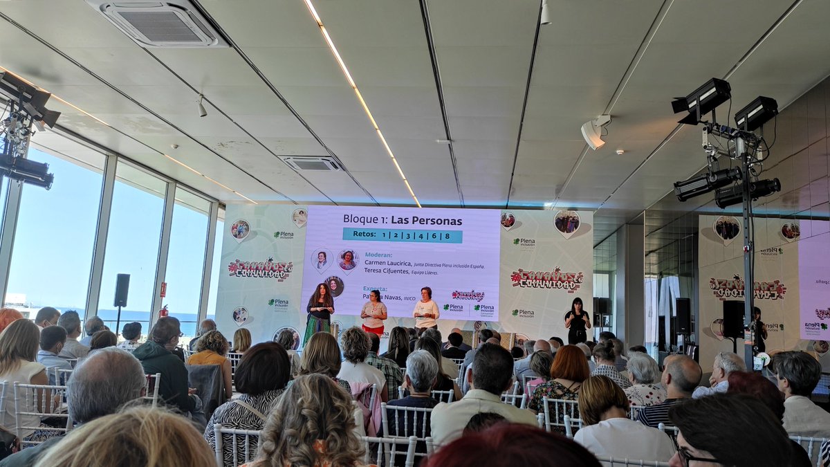 RamonRubioLucio's tweet photo. En el Congreso Nacional de @Plenainclusion "Ganamos en Comunidad" representando a @placeat . 

Hablamos del reto de poner a las personas por delante, partiendo de este movimiento que se ha originado e impulsado desde las familias. https://t.co/6qIHzVgPJZ