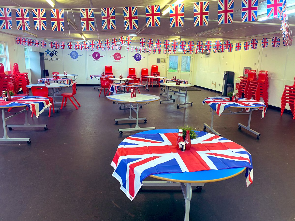 Getting ready for our Jubilee Lunch at <a href="/Castle_Hall/">Castle Hall Academy</a> <a href="/ImpactMAT/">Impact Education MAT</a> #mirfield #huddersfield #school #Jubilee