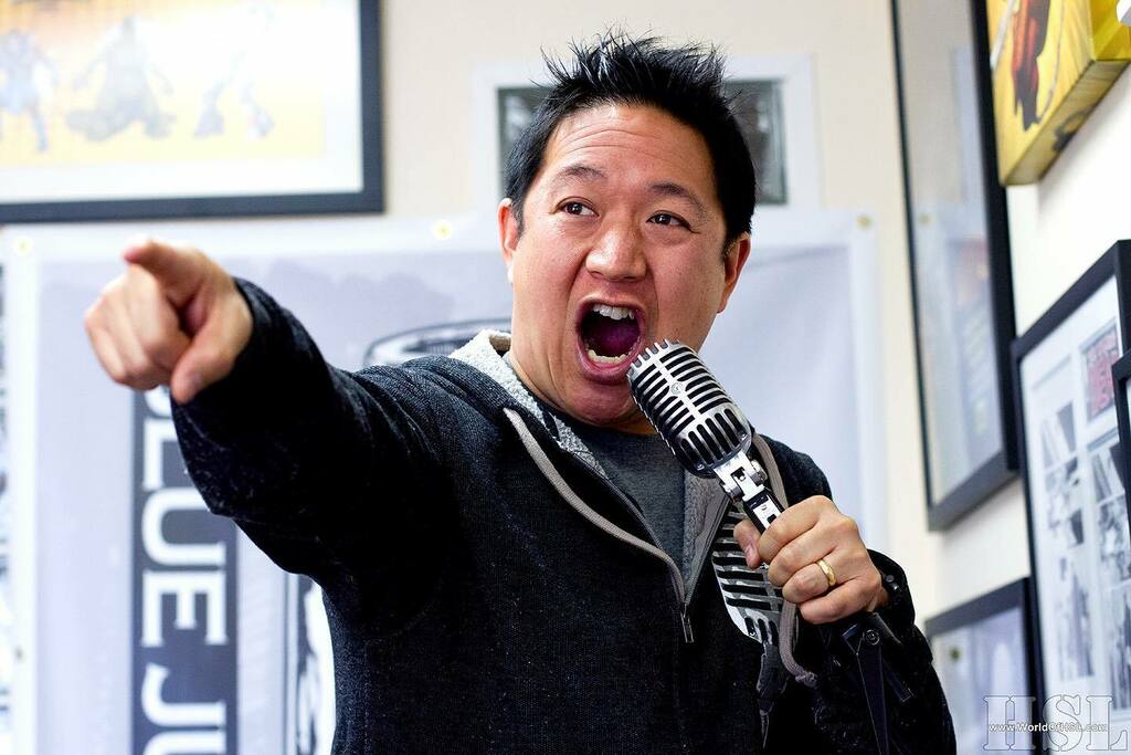 WorldOfHSL's tweet photo. The comic book man.
The @mingchen37.
The legend.
🎙
#MingChen #comicbookmen #viewaskew #ashareduniverse #mensfashion #dapperleague #portraitsnyc #portrait #canon #canon7d #teamcanon #canonphotographer #WorldOfHSL #HSLphotography #TeamHSL
⬇️
⬇️
See mor… https://t.co/CwZjnJXlmn https://t.co/LugxCCx9oi