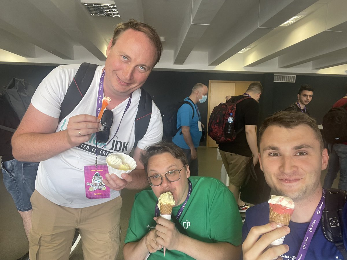 Dmitry Alexandrov ✈️ tweet media