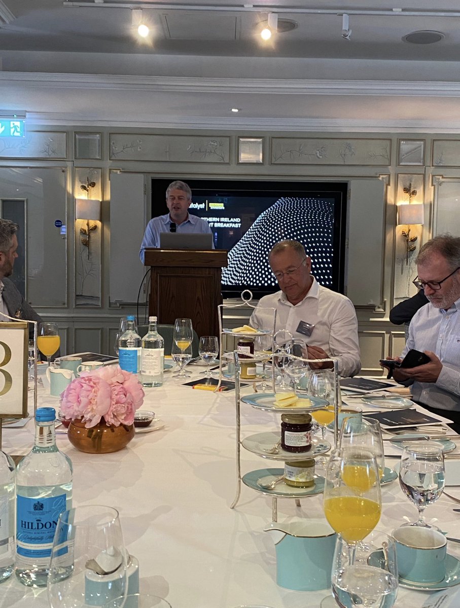 Our Scaling team are in London today at Fortnum &amp; Mason for our Inbound Investors, Northern Ireland Showcase. Over 40 investors learned about the exciting opportunities from NI and enjoyed presentations from our tech community. 

wearecatalyst.org/programmes/inb…