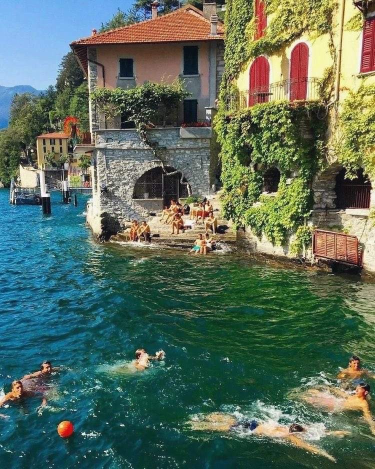 Mediterranean Aesthetics tweet media