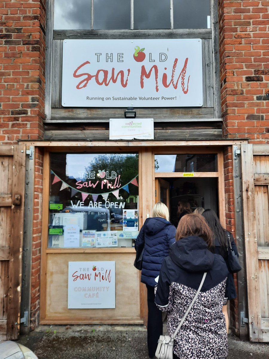 Yesterday, Sarah Hunter from <a href="/HandelsbankenUK/">Handelsbanken UK</a>, in conjunction with East Cheshire Chamber held a 'NetWalking' event in Congleton - a historic tour of the town and a light lunch. Ian from <a href="/CongletonMuseum/">Congleton Museum</a>  took us on the tour around the town.

#networking #businessestogether