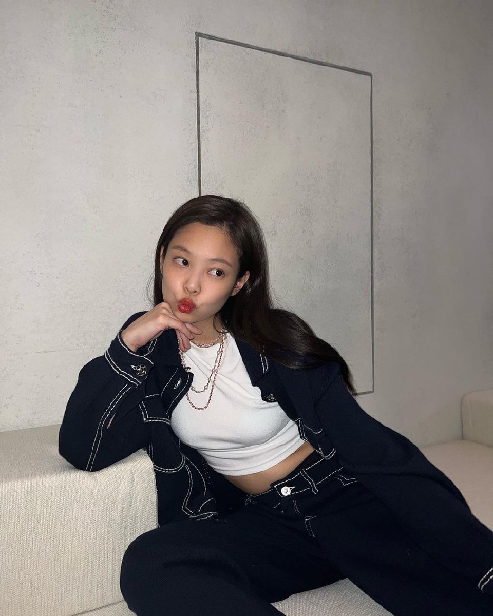 namiliciouss's tweet photo. https://t.co/EgSyLKovGI
⌕ Taguig 
Fit check for tonight's dinner https://t.co/jh5I5c0Vdo