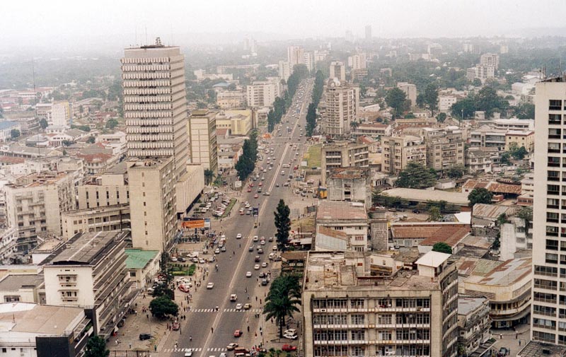 east_facts's tweet photo. FACT: Kinshasa, the capital city of DR Congo shares its time zone with London and Paris depending on the season.

The city is located 480km away from the equator. In fact, there are two different time zones in DR Congo. https://t.co/ImehtgKmxy