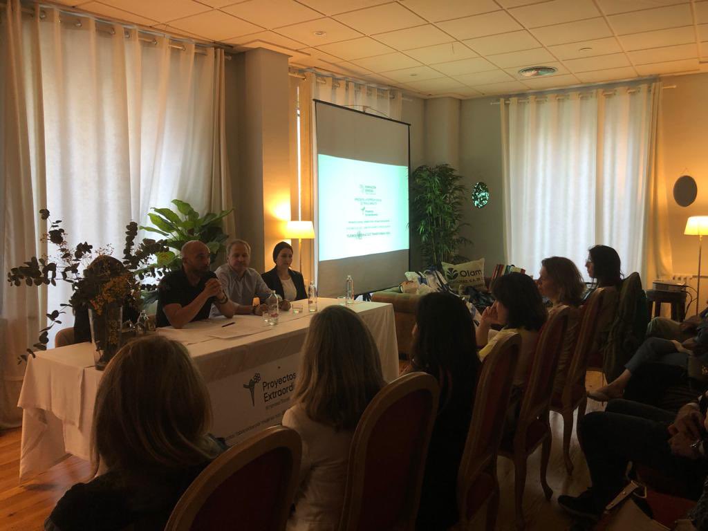 Proyectosextra tweet media