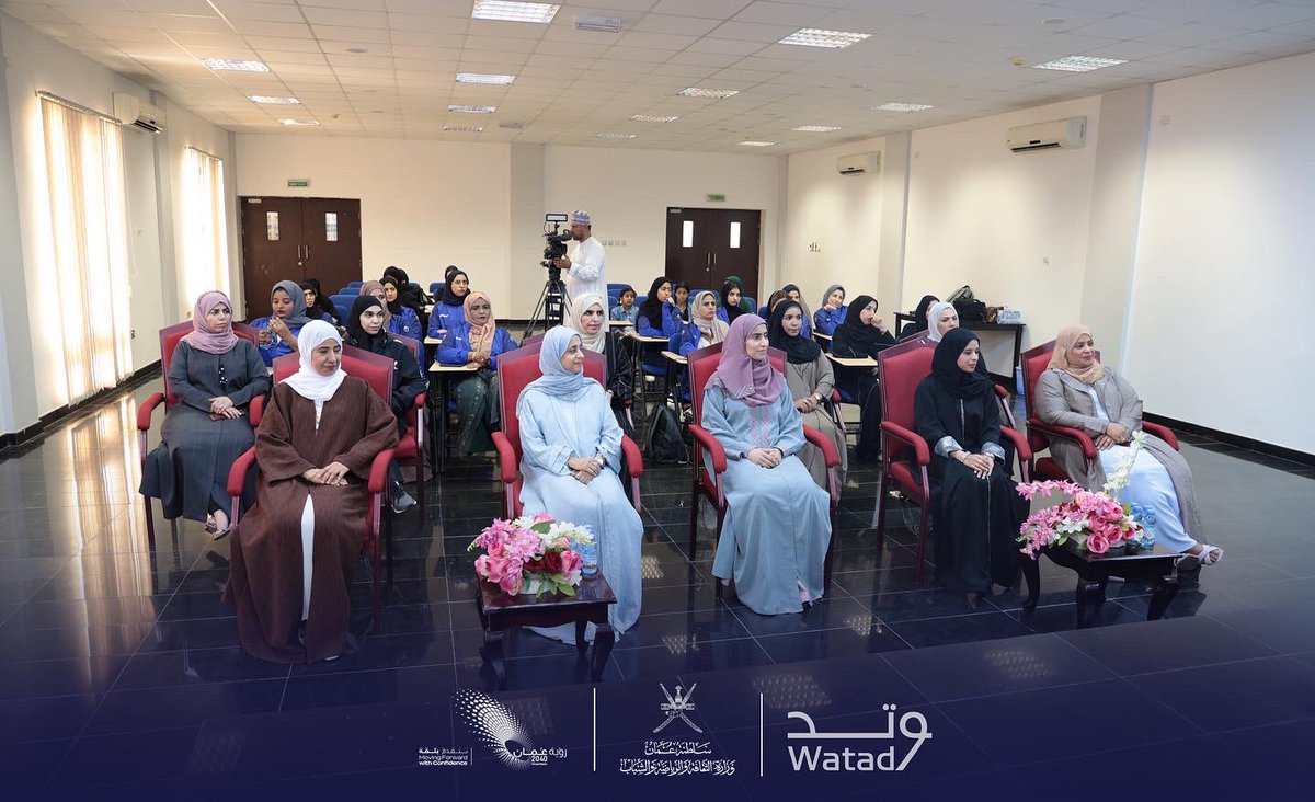 MC_mcsy's tweet photo. من ختام دورة تأهيل وتدريب مدربات اللياقة البدنية لجمعيات المرأة العمانية بمشاركة12 من ممثلات الجمعية بفروعها المختلفة حول السلطنة. واستمرت لخمسة أيام تضمنت برامج تدريبية شملت الجانب النظري والعملي الخاصة باللياقة البدنية ومفاهيمها. https://t.co/IJuVRo8zog