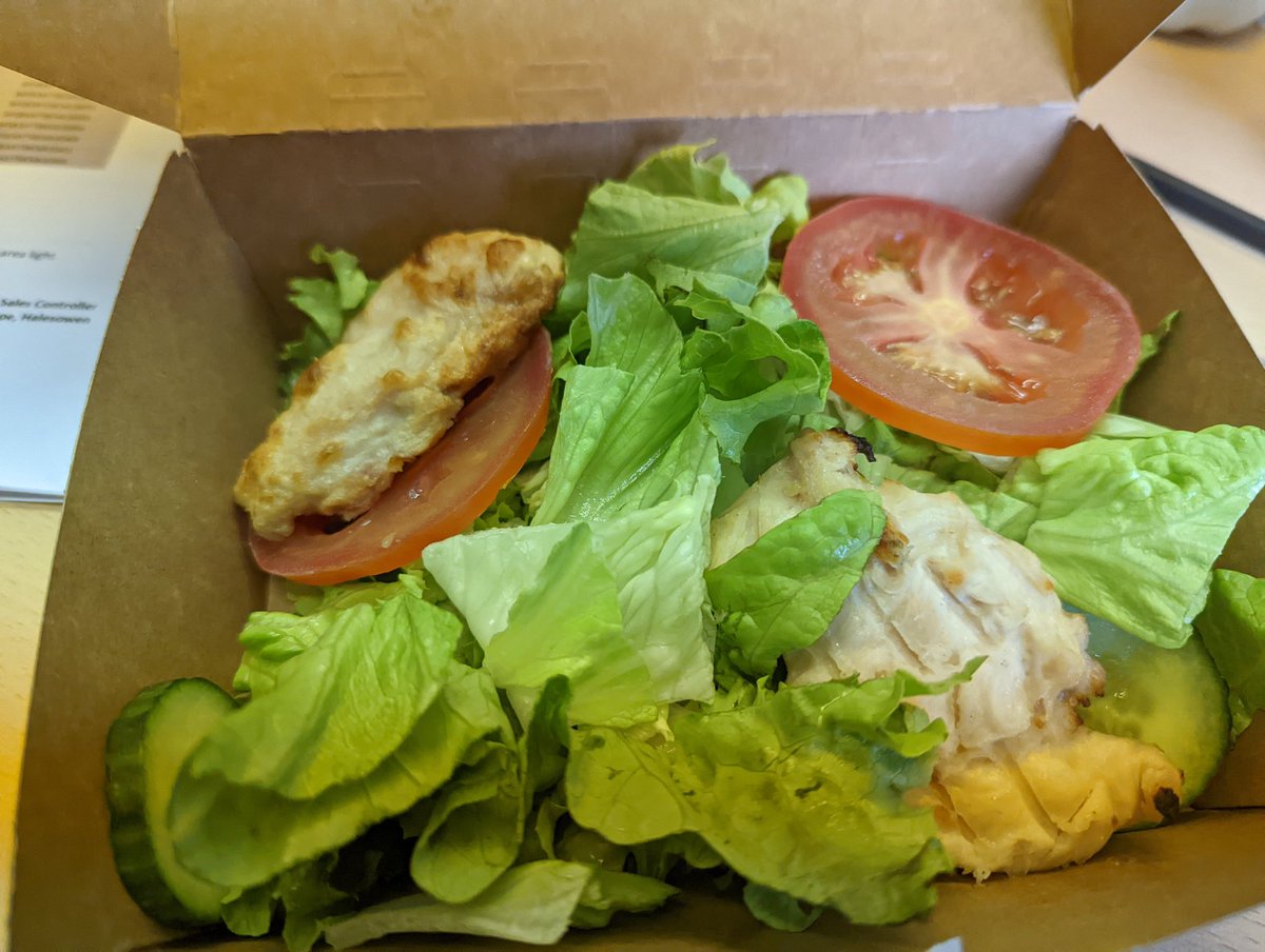 Hennynomore's tweet photo. @McDonalds are you kidding me here, just ordered a grilled chicken salad to be delivered. £3.50 +delivery, two bits of chicken, 2 slices of tomato, 2 bits of cucumber and then just lettuce #rippedoff 🤬 https://t.co/5JOH86MR1G