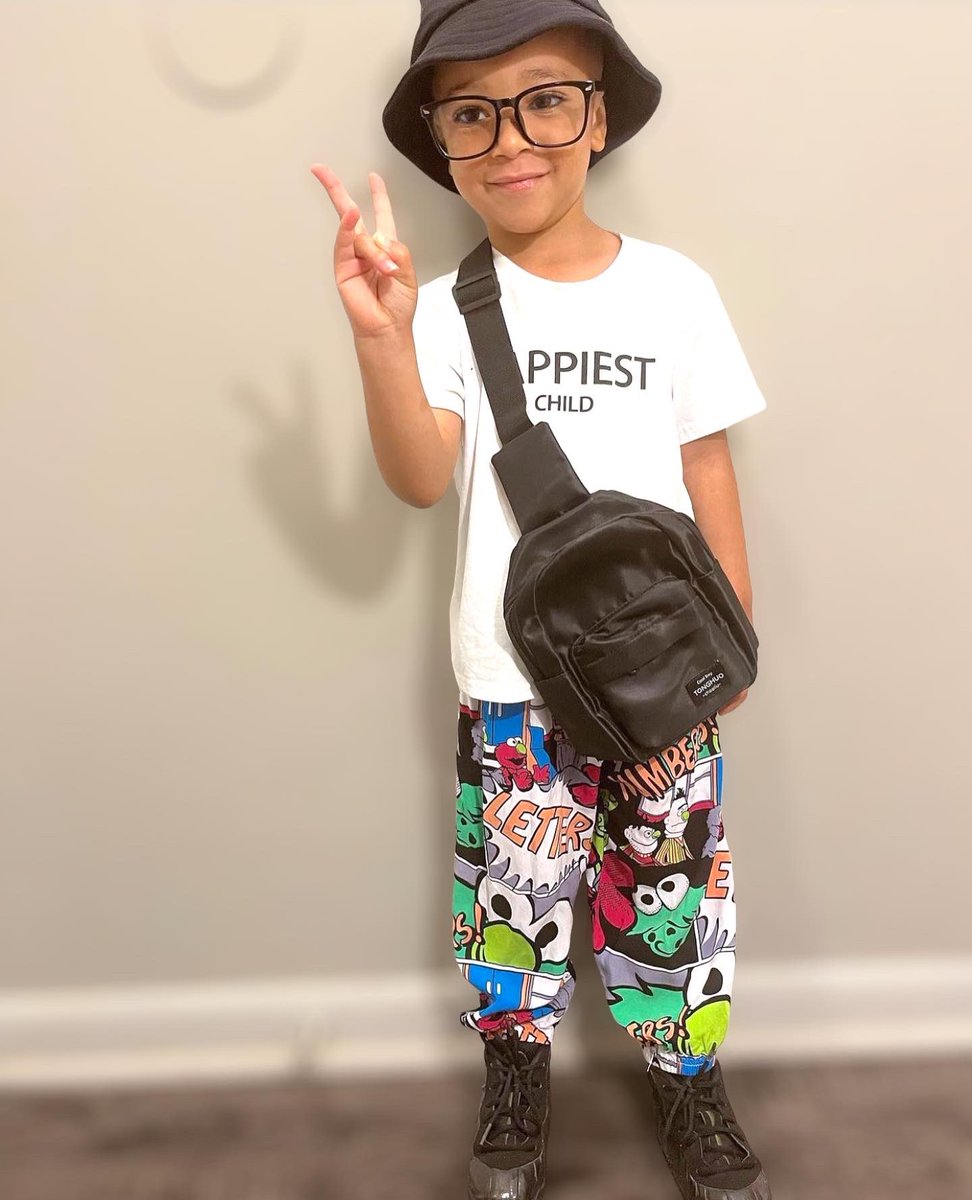 topplinekids's tweet photo. 😎🤓🔥Loving this swag on @ All Ready for this holiday weekend!🛍🛒Memorial Weekend Sale starts tomorrow!
#topplinekids #bossmom #fashionkids #babyfashion #toddlerfashion #toddlerstyle #babyaccessories #kidsaccessories
#topplinefamily #babymodel #babyinfluencers https://t.co/ne08c2uXPq