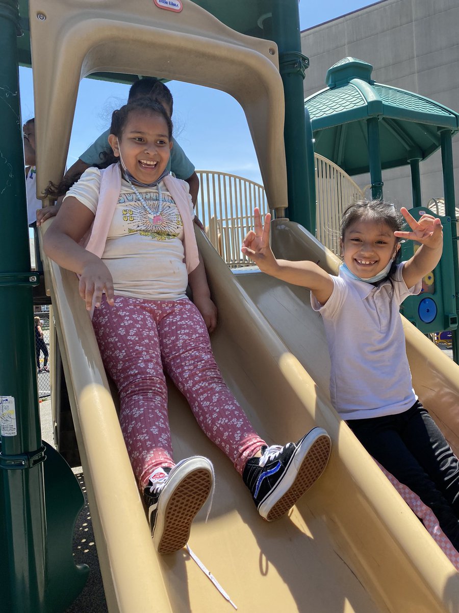 MrsKiel (@kiel_mrs) on Twitter photo Shout out to these two amazing educators that made our first grade field day run so smoothly! <a href="/CSBENTO1/">CSBENTO</a> <a href="/MsB_Central_PE/">Melissa Benvenuta</a> <a href="/CentralSchool33/">Central Elementary School</a> <a href="/Gerald_Fitzhugh/">Gerald Fitzhugh II, Ed.D. 👌🏾♦️👌🏾♦️KAY</a> smiles all around! #funinfirst #fielddayisthebestday #goodtogreat Shout out to these two amazing educators that made our first grade field day run so smoothly! <a href="/CSBENTO1/">CSBENTO</a> <a href="/MsB_Central_PE/">Melissa Benvenuta</a> <a href="/CentralSchool33/">Central Elementary School</a> <a href="/Gerald_Fitzhugh/">Gerald Fitzhugh II, Ed.D. 👌🏾♦️👌🏾♦️KAY</a> smiles all around! #funinfirst #fielddayisthebestday #goodtogreat