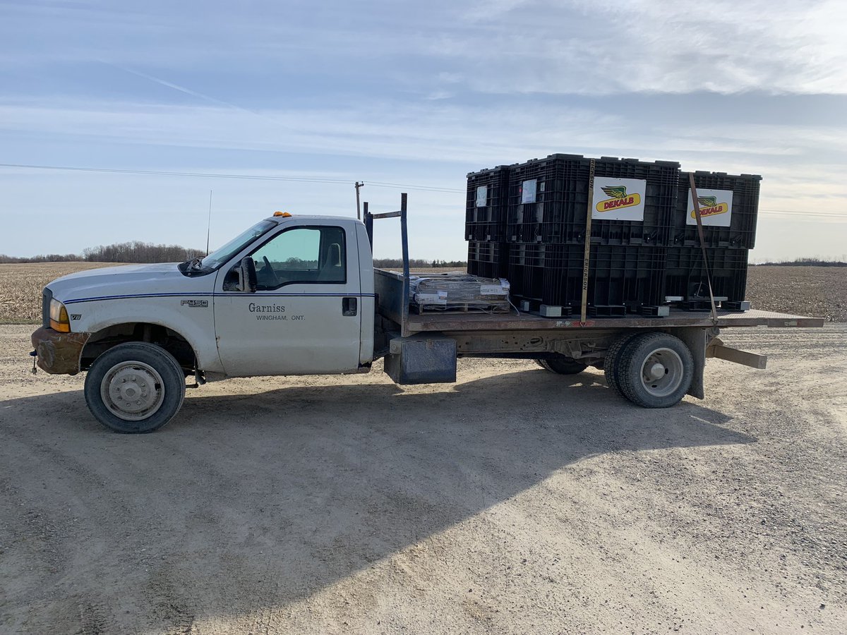Some unit stole this unit late yesterday afternoon from a field between Wroxeter and Belmore. Had a 20 year old orange Thomas skidsteer on the back. Pretty hard outfit to miss so if you’ve seen it let me know. 
Thanks