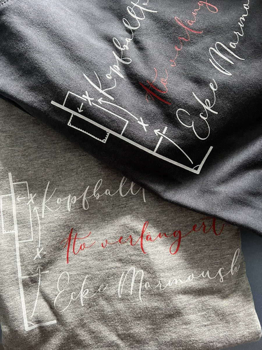 Wenn man sich nicht für eine Farbe entscheiden, nimmt man einfach beide 🥰 mega Shirts 🥰
#VfB
<a href="/tschiners/">𝒩𝑒𝒸𝓀𝒶𝓇𝓅𝑒𝓇𝓁𝑒 💋</a>