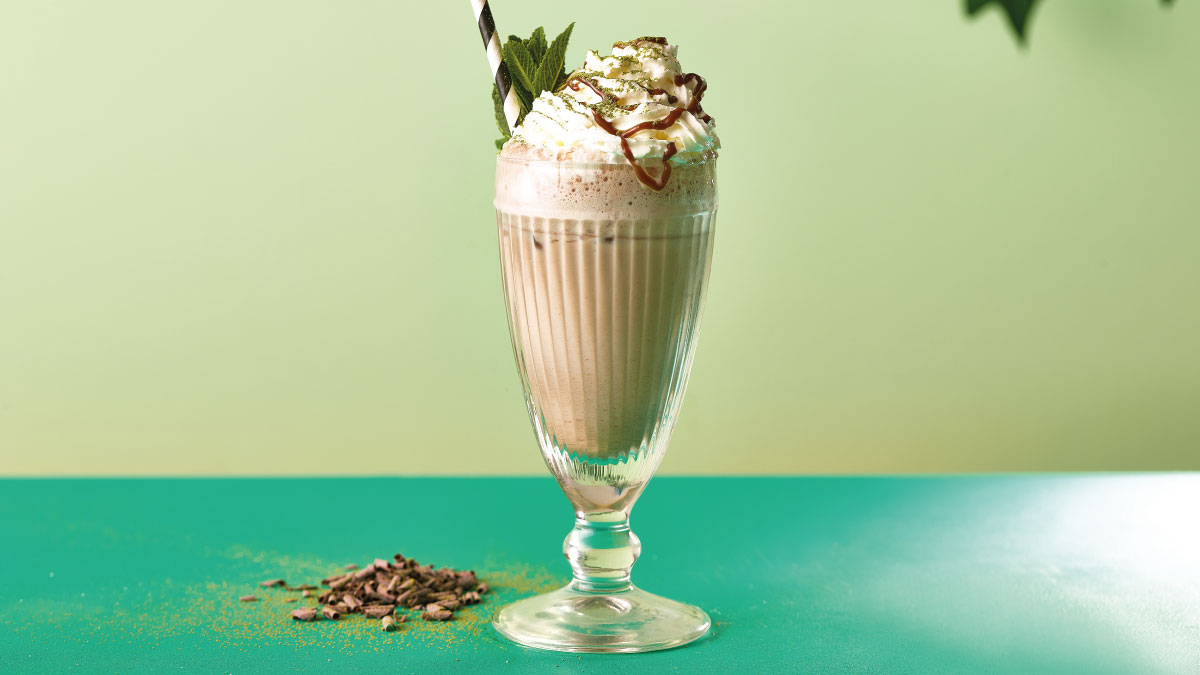 Discover the range of Monin syrups, perfect for cocktails, milkshakes and coffee 🍹🧋

 <a href="/Monin_UK/">MONIN UK</a> deliver innovative flavour solutions built on a bedrock of more than a century of traditional artisanal beverage know-how. 

#vandmsw #storecupboard #groceries #quality #syrups