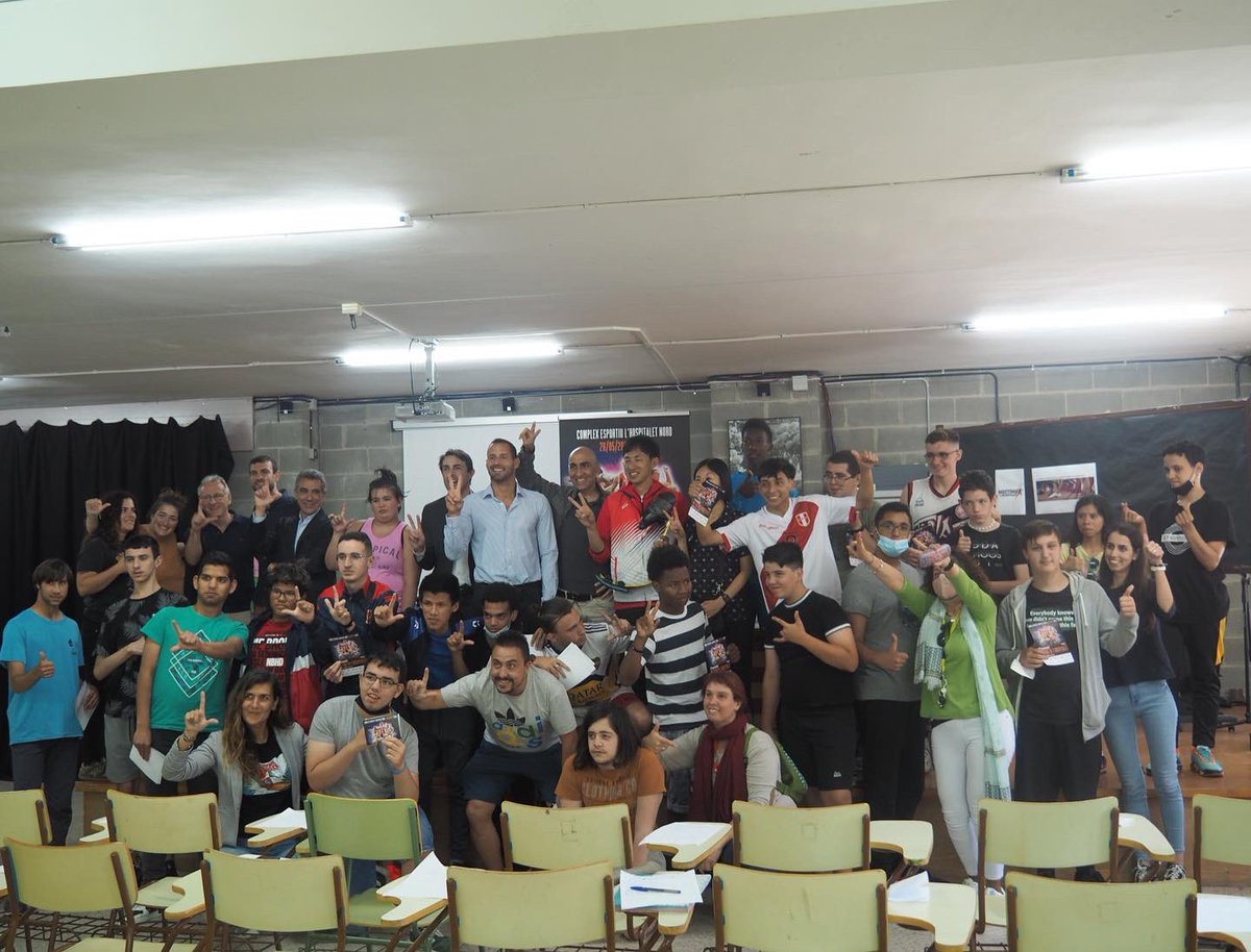 👏‼️ Hoy hemos hecho la presentación del 17th Meeting of L’Hospitalet en el Instituto Apel•les Mestres del municipio, con la presencia de más de 30 niños y niñas

Hemos tenido el privilegio de escuchar a <a href="/Xavier_Porras/">Xavi Porras</a> y a Toru Suzuki 🇯🇵

¡Ganas de Meeting!