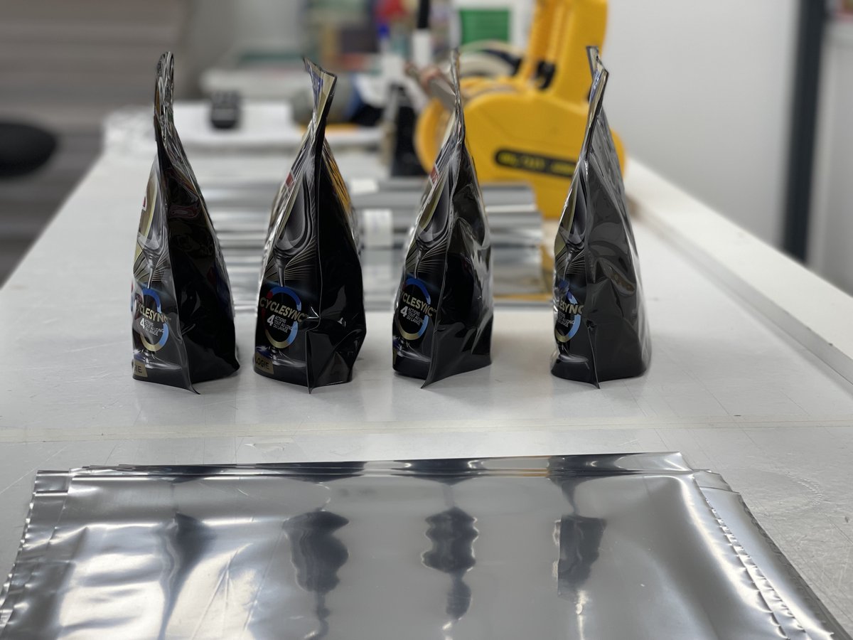 YRG_Group's tweet photo. Thursday walk around the mockup division.

Working with brands on the different packaging types from shrink sleeves and form fill bags to stand up pouches and cartons.

#packaging #mockups #prototypes #newproductdevelopment https://t.co/RD6XIizHPD