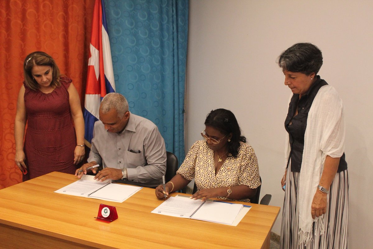 Gran honor recibir a la Universidad Mambisa <a href="/UOCuba/">Universidad de Oriente</a> en el <a href="/AlmaCujae/">Alma Cujae</a>.

De ellos aprendimos la hospitalidad, a cuidar la historia y siempre beber de ella, la responsabilidad con el terruño y como sentir mejor el sabor de la conga😂

Gracias por el cariño, nos vemos pronto allá.👏