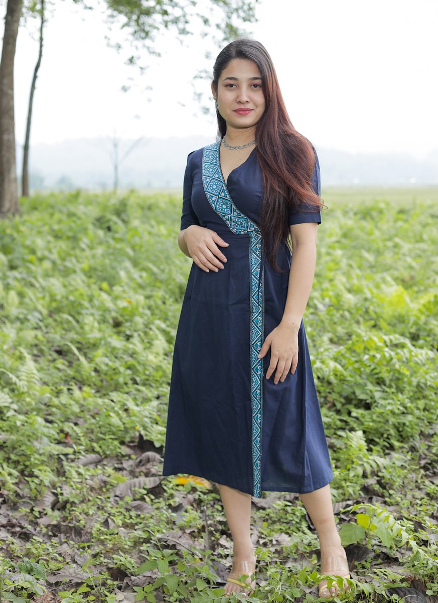 Shop_Periwinkle's tweet photo. 🌼 Enchanting 🌼
Super comfy, easy-breezy &amp; chic midis with pockets 🌻
Shop here: https://t.co/O5nDW0EzXW

#northeastindia #mididress #madeinindia #Assam https://t.co/adEKs7qPDz
