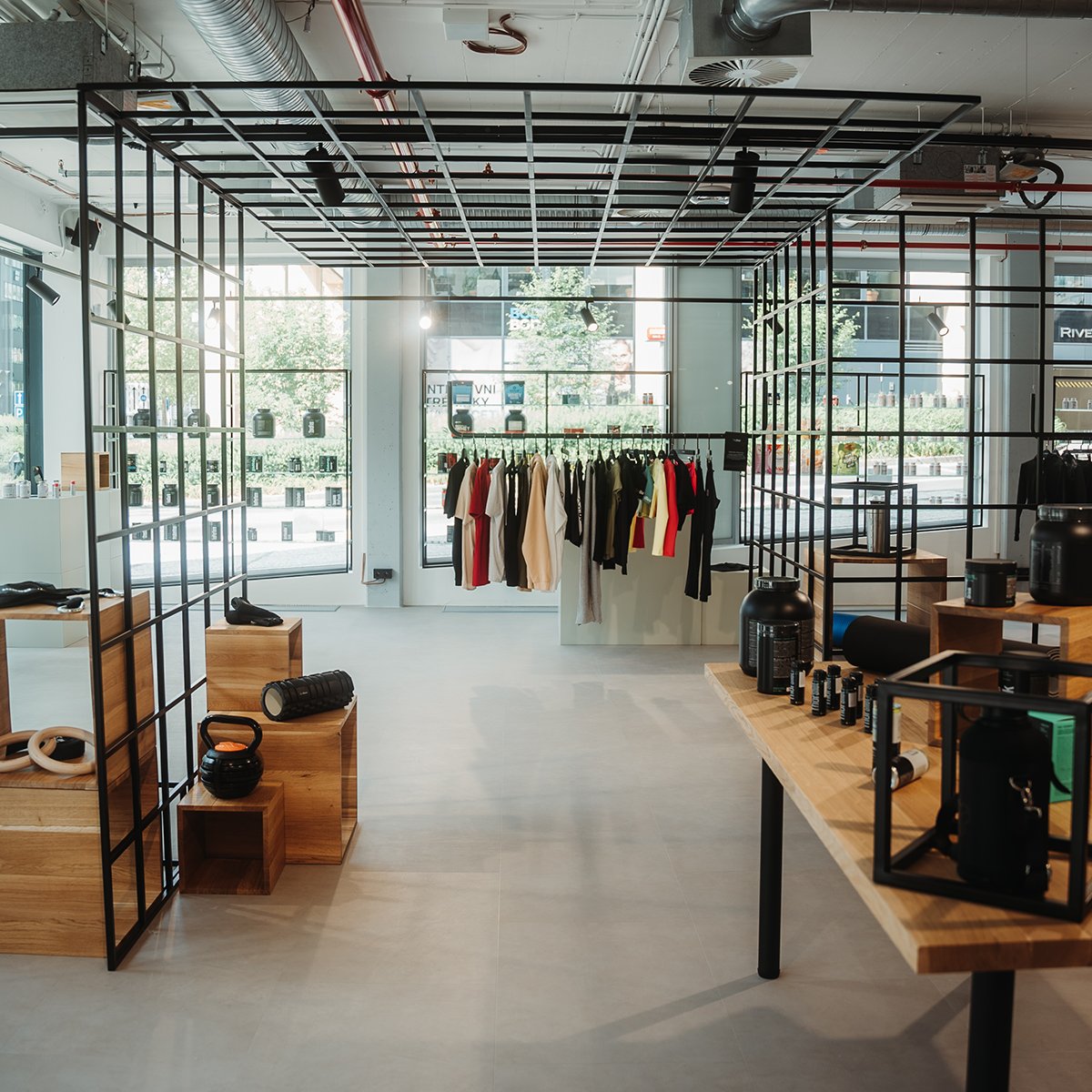 Our new Fitness Hub is located in Karlín, #Prague and we are absolutely thrilled about it. ❤️ This place is a combine a store that offers package free shopping, pick-up place for orders and a meeting point for the community filled with events, workshops and trainings.🔥