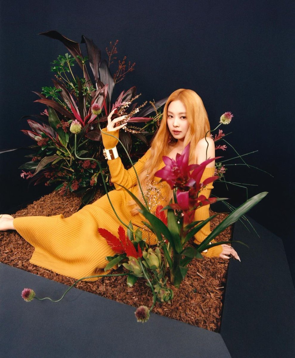 jennie pics (@jenniesarchive) on Twitter photo 