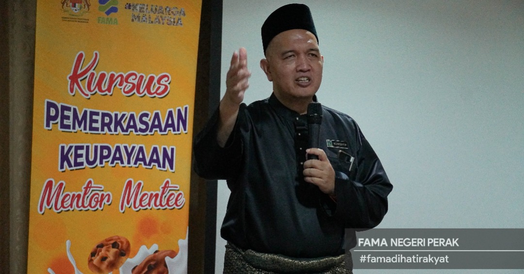 FamaNegeriPerak's tweet photo. 26 Mei 2022 | RTC Gopeng Perak
Berlangsungnya program Kursus Pemerkasaan Keupayaan Mentor Mentee di Dewan Teratai RTC Perak anjuran Pendidikan Pemasaran FAMA Negeri Perak
#PendidikanPemasaran
#famadihatirakyat
#famaperak https://t.co/pOBunSrlji
