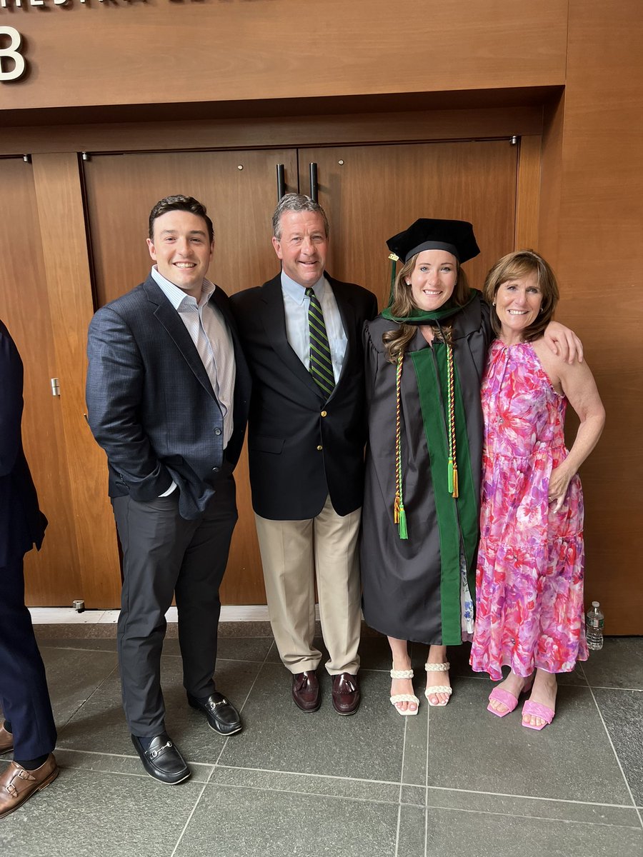 madmcgov's tweet photo. Madeline M. McGovern, MD !!!

Couldn’t have done it without my unbelievable support system 🥹❤️ https://t.co/UA3szmrNNK