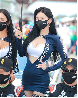 그림 입니다.

원본 그림의 이름: IMG_5563.JPG