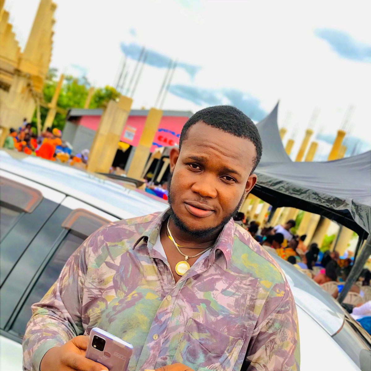 ORhozzay's tweet photo. #NewProfilePic https://t.co/i09rhxVE2h