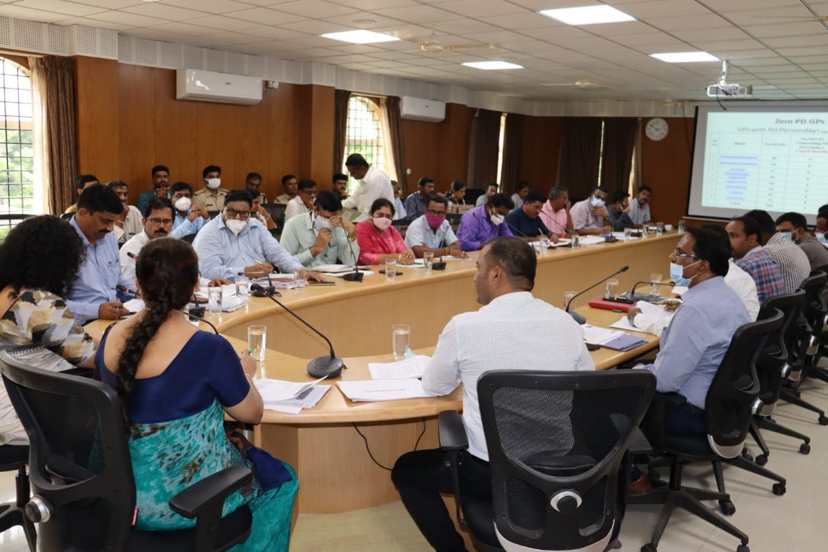 MgnregsK's tweet photo. RD commissioner @Shilpa_Nag chaired the progress review meeting at @ZP_Mysore today.
ZP CEO and other officials were present.
#DepartmentUpdates
#Mysuru #MGNREGS #rural #employment https://t.co/Tg5GmcF14T
