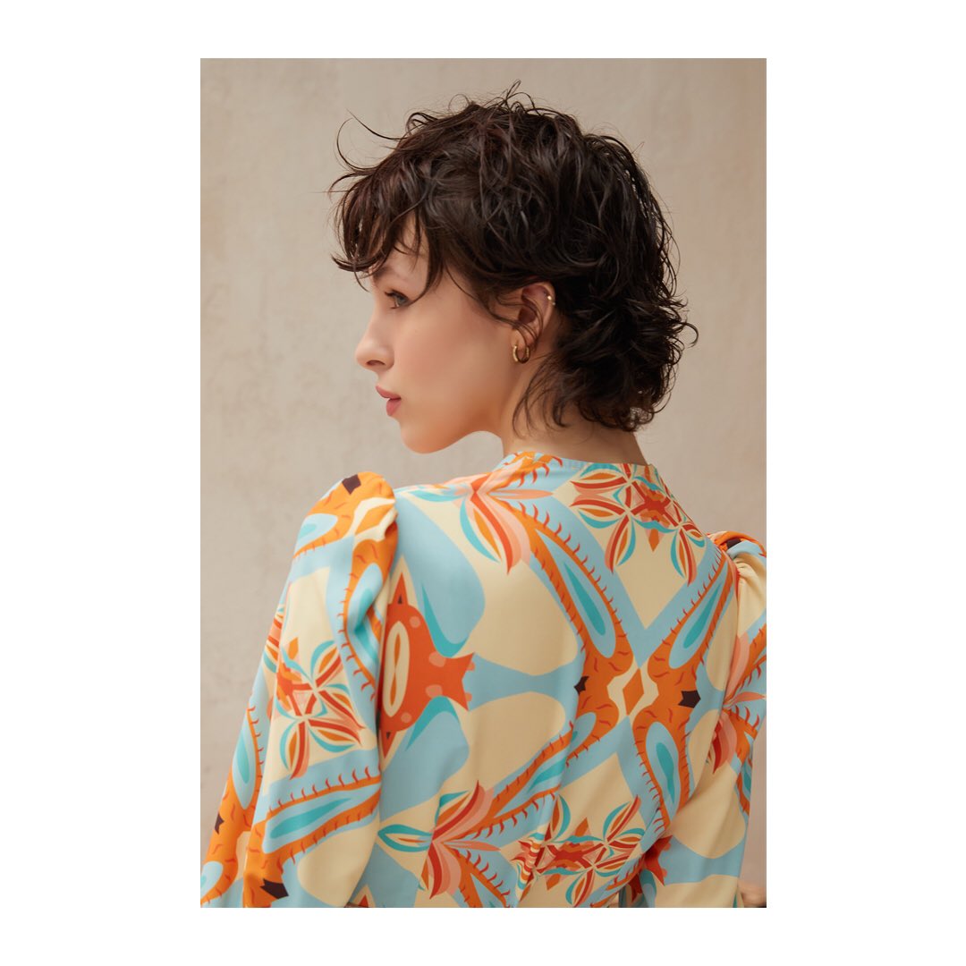 Kruvaze Yakalı Midi Boy Elbise

➡️ guisda.com