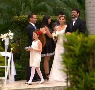 tusseriesfavs's tweet photo. Pues al final si que apareció Angy a la boda😍😍 Ay la carita de JM😭
#CorazonValienteDivinity24M
@joeresendez @AdriFonsecaC
#CorazonValiente 67 https://t.co/5S4VvzTz7C