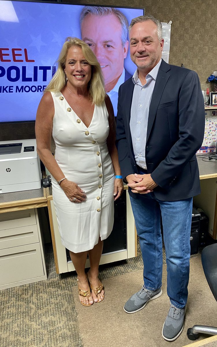 Don’t miss this weeks episode of #ReelPolitics with my guest #Pinellas County Commissioner <a href="/KathleenMPeters/">Kathleen Peters</a>. Listen  Sunday at noon on <a href="/am860TheAnswer/">AM 860 The Answer</a> or <a href="/iHeartRadio/">iHeartRadio</a> . Replay on <a href="/Spotify/">Spotify</a> and <a href="/ApplePodcasts/">Apple Podcasts</a> or theanswertampa.com/radioshow/reel…
#Politics #Florida