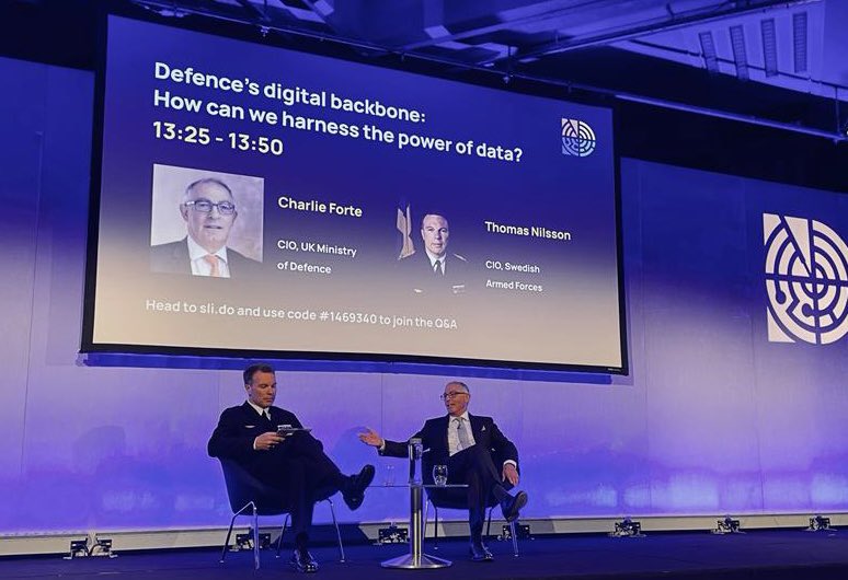 MODdigitalHQ's tweet photo. Chief Information Officer @CharlesForte100 is talking to a packed room at @disrupt_defence with Thomas Nilsson CIO, Swedish Armed Forces about Defence’s Digital Backbone. #DefenceDisrupted https://t.co/3ANuwHrE2e