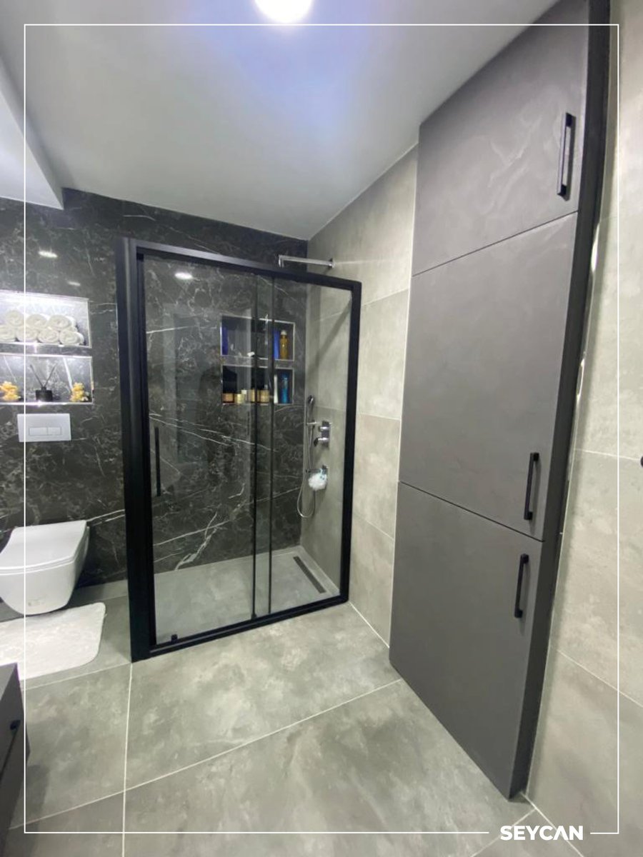 Realİstanbul Evleri rezidans tadilat projemiz!
Hatice Hanım'a hayırlı olsun.

#bathroom #banyo #tadilat #renovation #klozet #lavabo #duşakabin