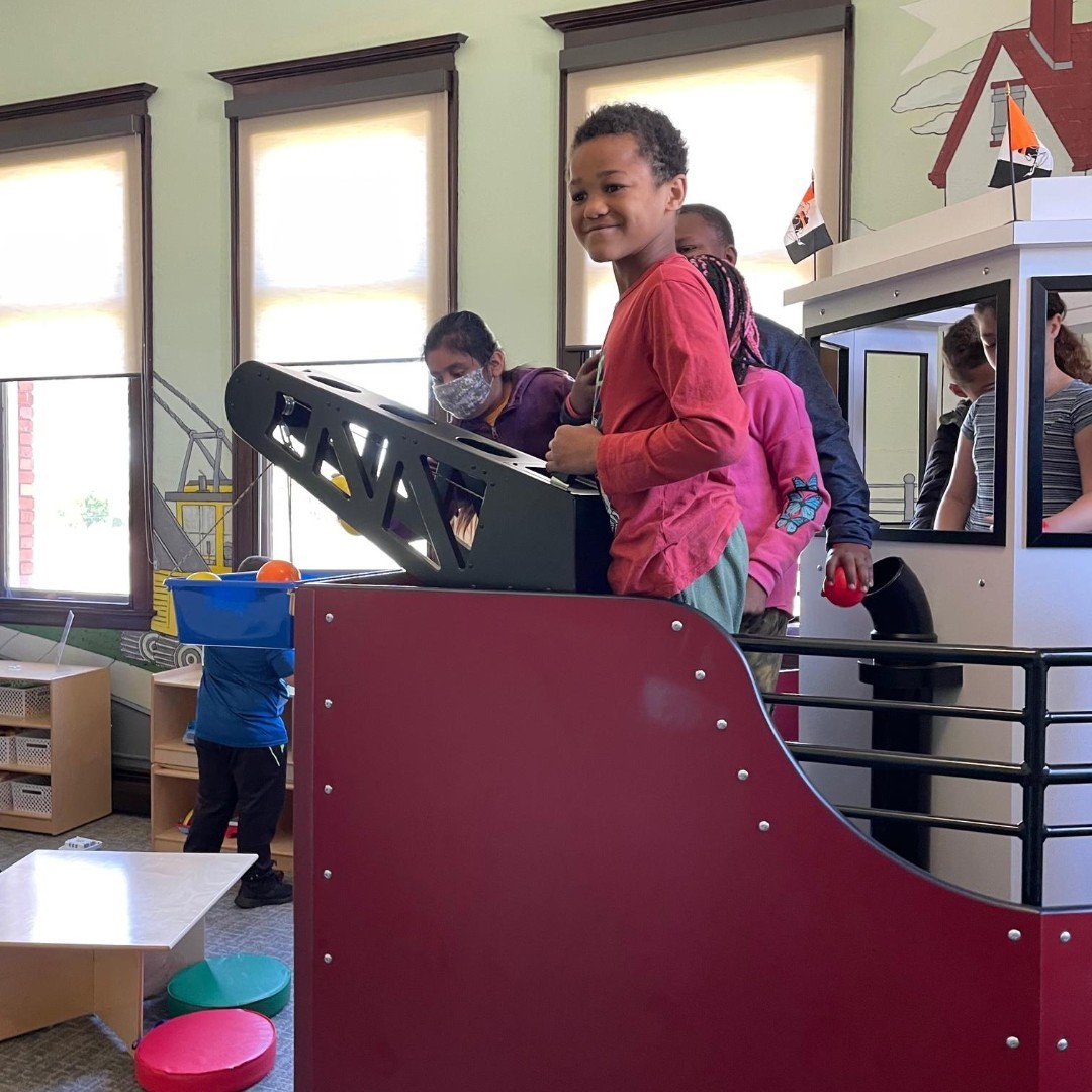 LHScarnegie's tweet photo. Thank you to Washington Elementary School for attending our third grade field trip. We loved teaching you about the importance of Lorain's industrial history, and hearing your guesses about what could be in the USS/Kobe Steel Company time capsule, to be opened in 2095!!! https://t.co/jFfa1khW9N