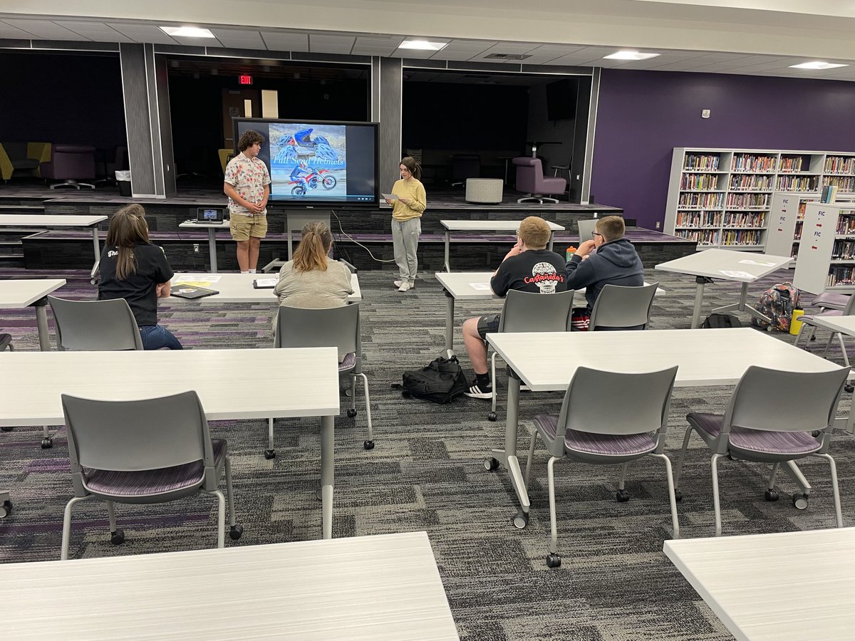 EIMSMounts's tweet image. Refining cornerstone presentations for our final community panel presentations that are happening next week! @GoMounts #iterativeprocess #EASDLifeReady