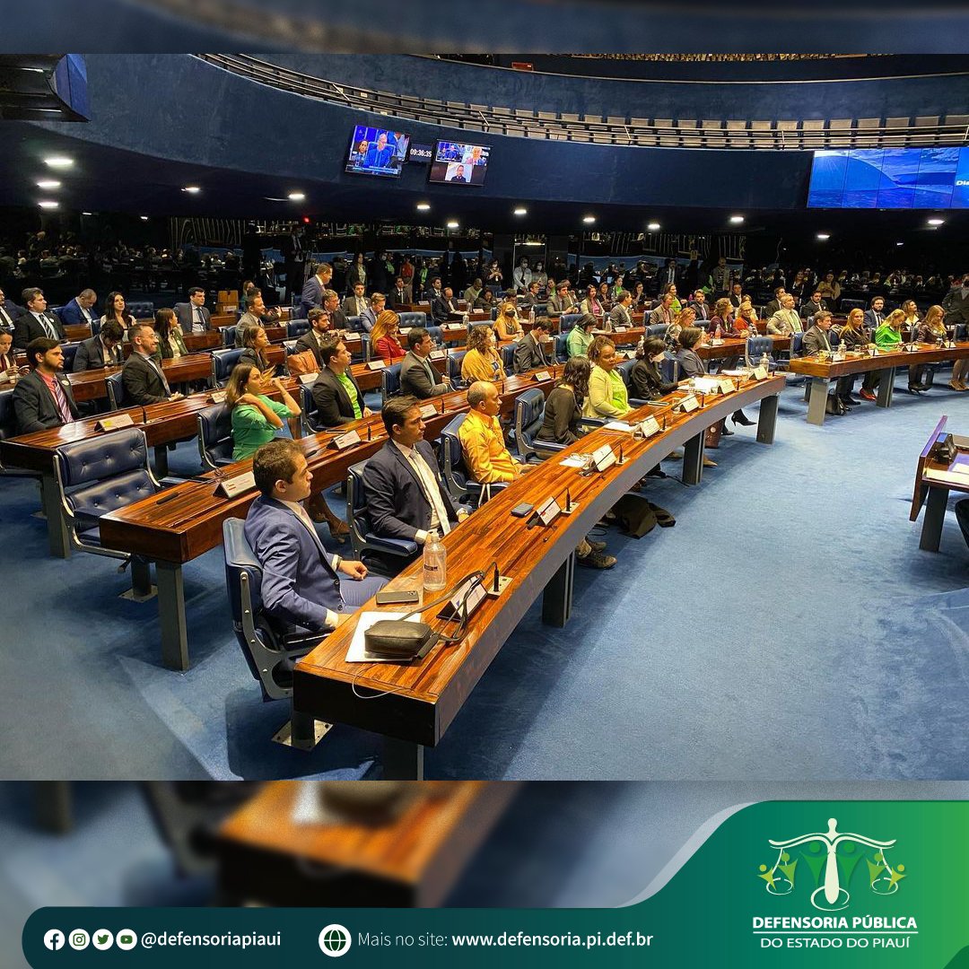 ⚖️ O Defensor Público Geral do Estado do Piauí, Erisvaldo Marques dos Reis, participou nesta quinta-feira (26) em Brasília, de Sessão Solene realizada no Congresso Nacional em alusão ao Dia Nacional da Defensoria Pública/ Dia da Defensora Pública e do Defensor Público , ▶️