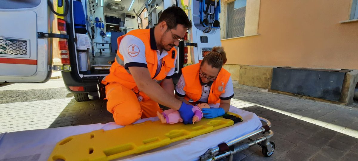 🆘El servei d'emergències ha publicat en el seu web una sèrie de consells per a evitar els ofegaments
Hem de seguir les normes de seguretat

⚠️Recordeu!
Davant un accident, hem de fer una RCP bàsica, si coneixem la tècnica, o seguir les instruccions per telèfon📞