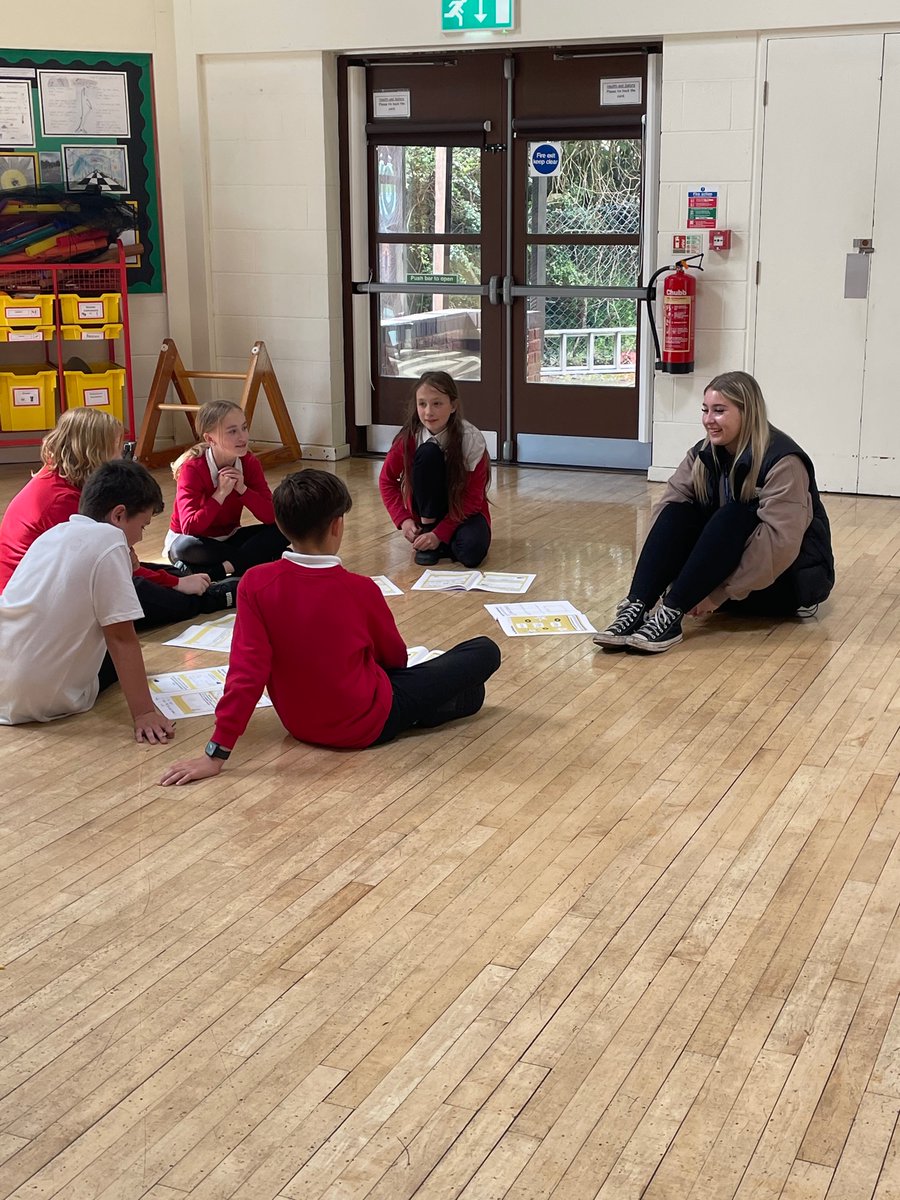 ThorpeHesleyPri's tweet image. A great start to our oracy project yesterday with some of our Y6 children. Great role models with so much enthusiasm. Another fantastic opportunity for our children with @WingfieldAcad @WingfieldEng @ncpontefract @NCLearningTrust #developingconfidence #oracyskills
