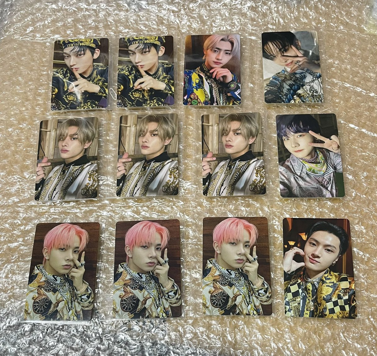 misscshopjpph's tweet photo. IC / WTS Enhypen Senkou Photo Cards

-Actual pcs are in the photos
-860PHP each + 600PHP ISF
-Must take at least 9pcs (at least 2 Ni-ki - I have extras) 
-Will be shipped directly to your PH address from my JP add https://t.co/fvbrZnEGcO