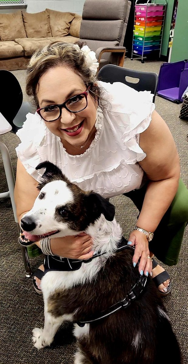 Hugging <a href="/TherapyCharlie/">Charlie The Therapy Dog</a> !!! Best day ever!!