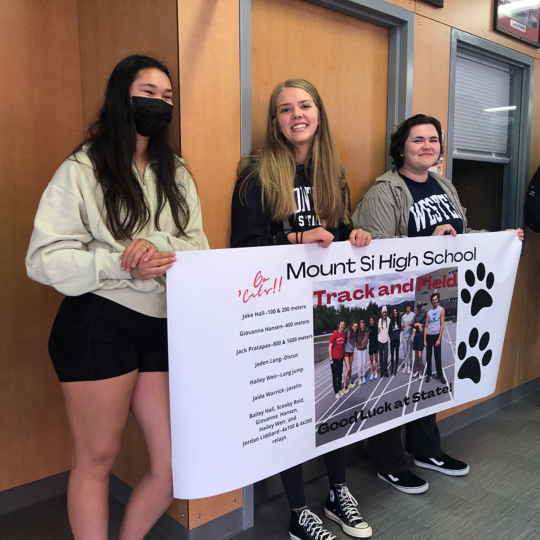 MSHS_wildcats's tweet photo. Best of luck to Mount Si Fastpitch and Mount Si Track and Field as they head to their STATE competitions! All event/ticket info can be found on our website....LET'S GO CATS! #stateboundcats #WIAA4A #dominatestate https://t.co/988CglRcdq