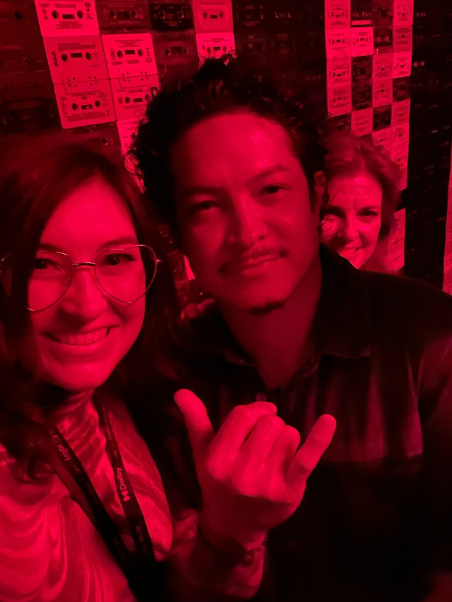 mereraye's tweet photo. I will never get over this✨
Thank you for the most fun night of my life @kameronwhalum @AndersonPaak @mrEricHernandez @silksonic @ontherecordlv https://t.co/erpOJRWSyd