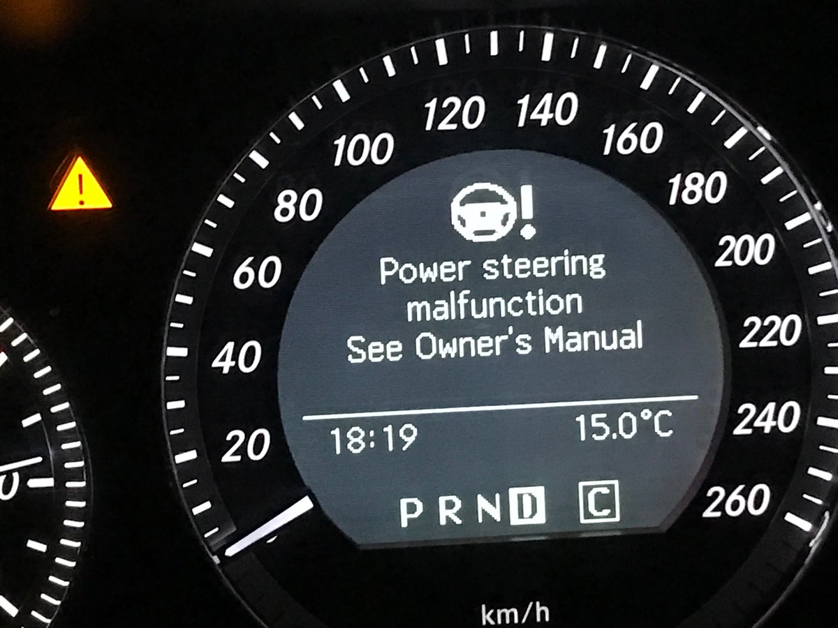JarrydNeves's tweet photo. So this happened…help!

Anyone know what this could be?

2009 C200K W204 https://t.co/3pYZaKY377