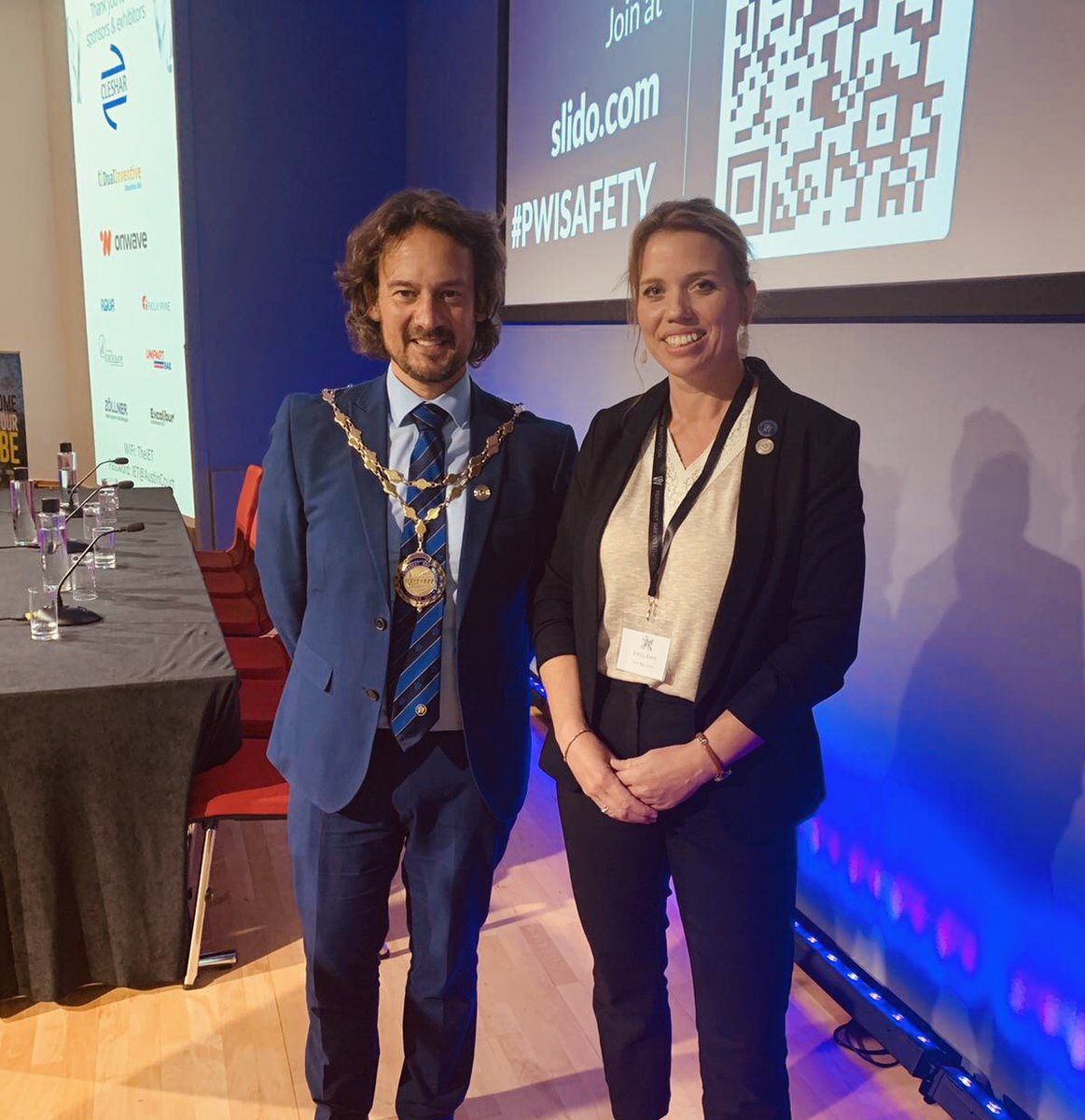 emilyjkent's tweet photo. Proudly sporting my @PWInstitution Conference Speaker badge alongside #SafetyTaskForce one, & very honoured to talk about #AIVR to such an expert audience on #TomorrowsRailSafetyToday Such exciting time in technical innovations in rail - ensuring we keep people safer every day. https://t.co/hGmm6roUBr