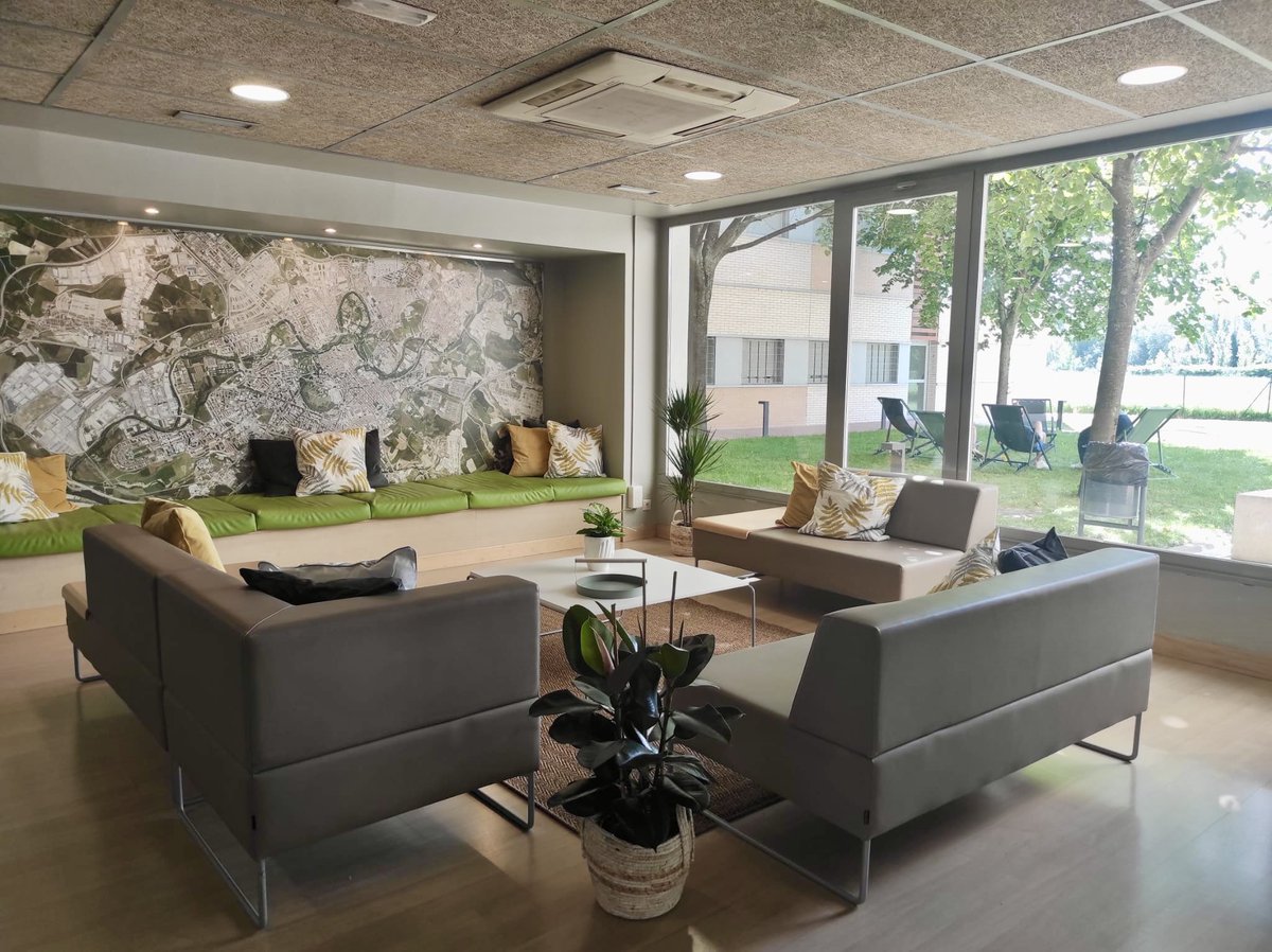 ComunidadResa's tweet photo. ¡Estamos in love con la nueva decoración de Resa Los Abedules! Nueva recepción, nuevas redes de voley,… #ResaGoodLife 🤩✨💚 https://t.co/OY7vKPUpaZ
