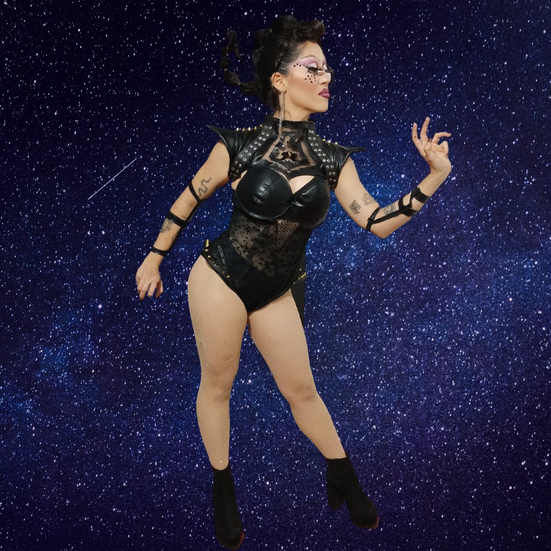 TheCultofDrag's tweet photo. Empezamos el día de hoy con @fershacc, quien nos trajo a Escorpio.

#Zodiac #Zodiaco #Drag #DragMexico #BloodMoon #TCOD2 #Escorpio https://t.co/n85EflQGmB