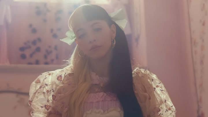 melaniebossbr's tweet photo. TÓPICO: Em qual era vocês conheceram Melanie Martinez? https://t.co/b1xR5q2GhF