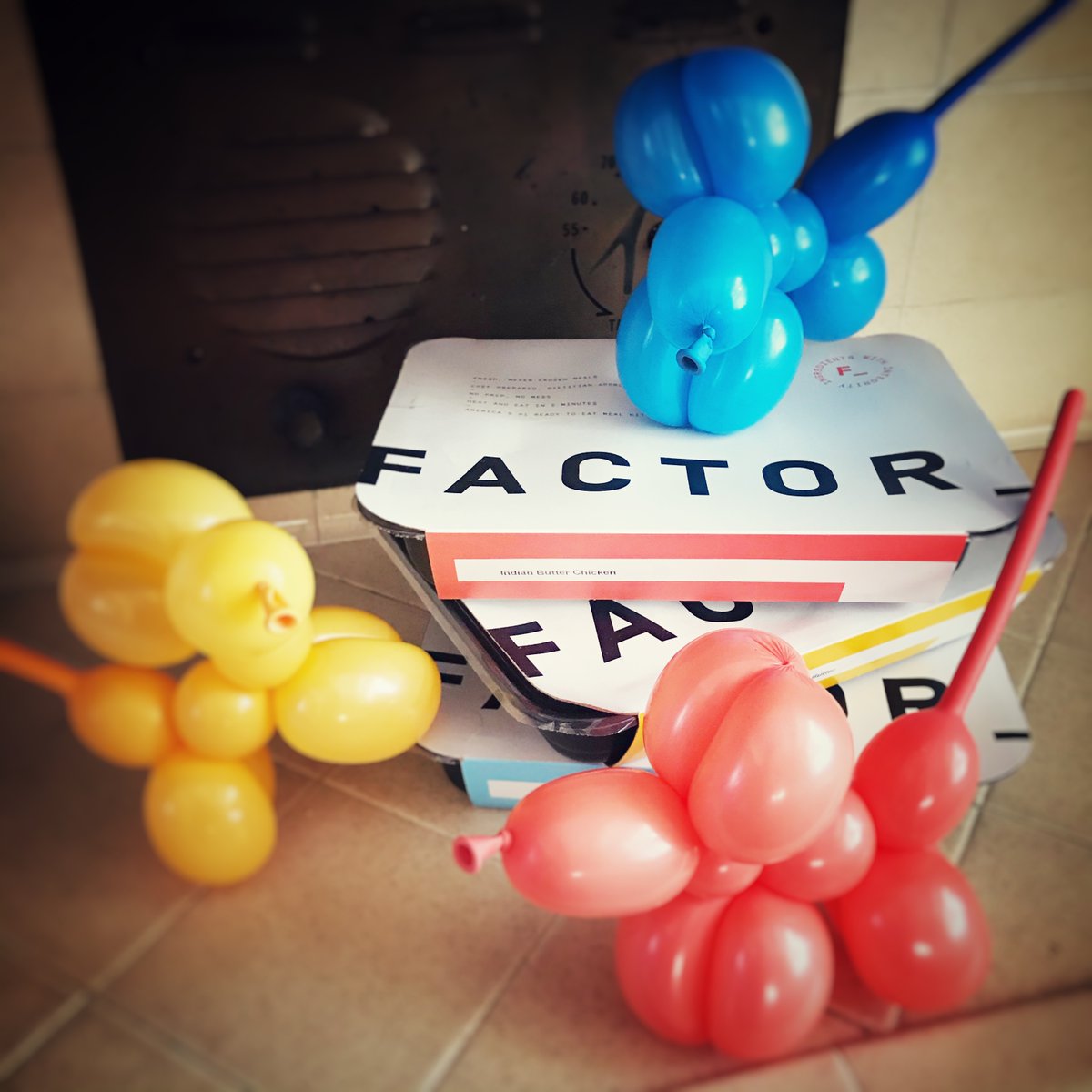 SharpBalloons's tweet image. Excited to try our new food from @FactorMeals live on stream today! *Pop* in and say hi! #sponsored #twitchartist

Use code FACTORSE744 for $120 off at strms.net/factor75_sharp…