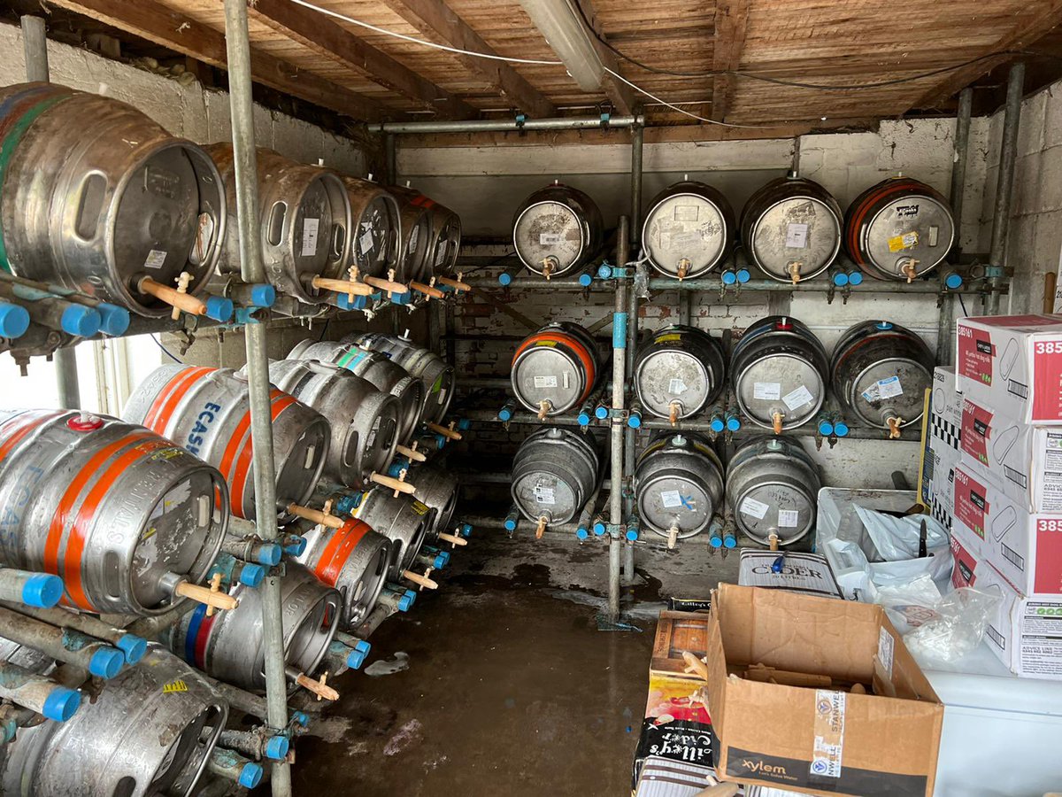 Rokefest's tweet photo. Starting to look like Rokefest https://t.co/RwoproQifq