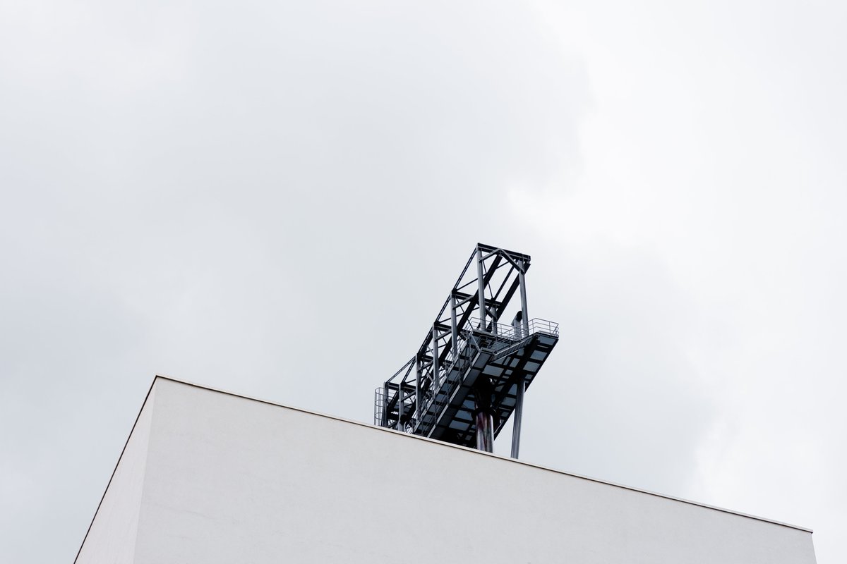 maxeconrad's tweet photo. The lookout || Der Ausguck #luxembourg #lookups #streetphotography #urbanphotography #esch2022 https://t.co/noIh37arr1